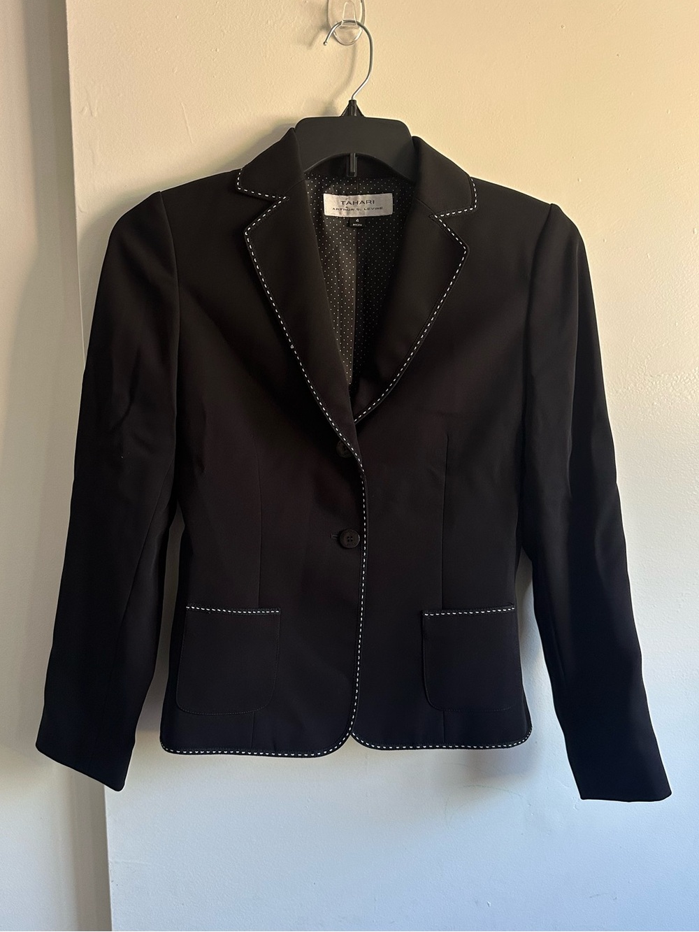 Tahari ASL Black Blazer with White Contrast Stitching